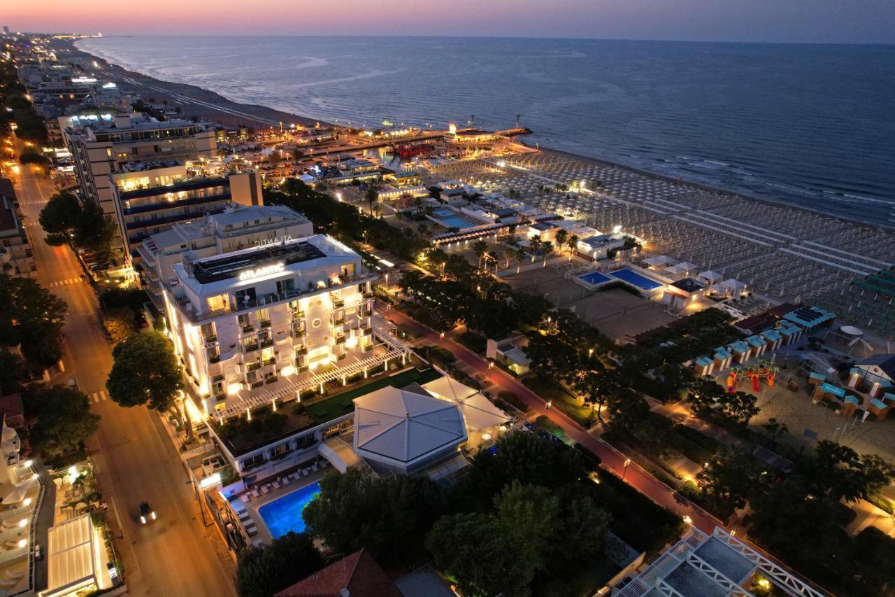 Atlantic Hotel & Spa Riccione Esterno foto