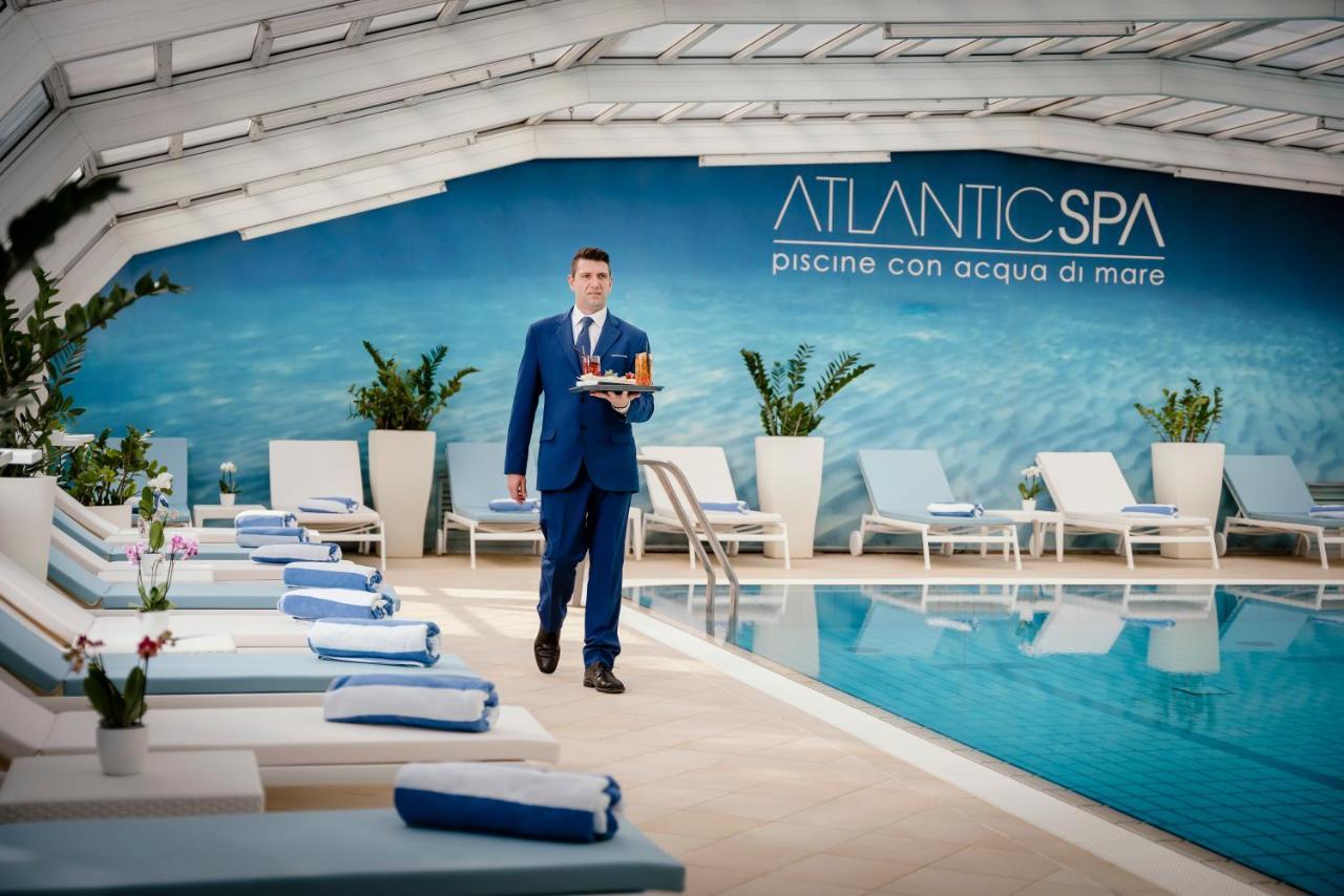 Atlantic Hotel & Spa Riccione Esterno foto