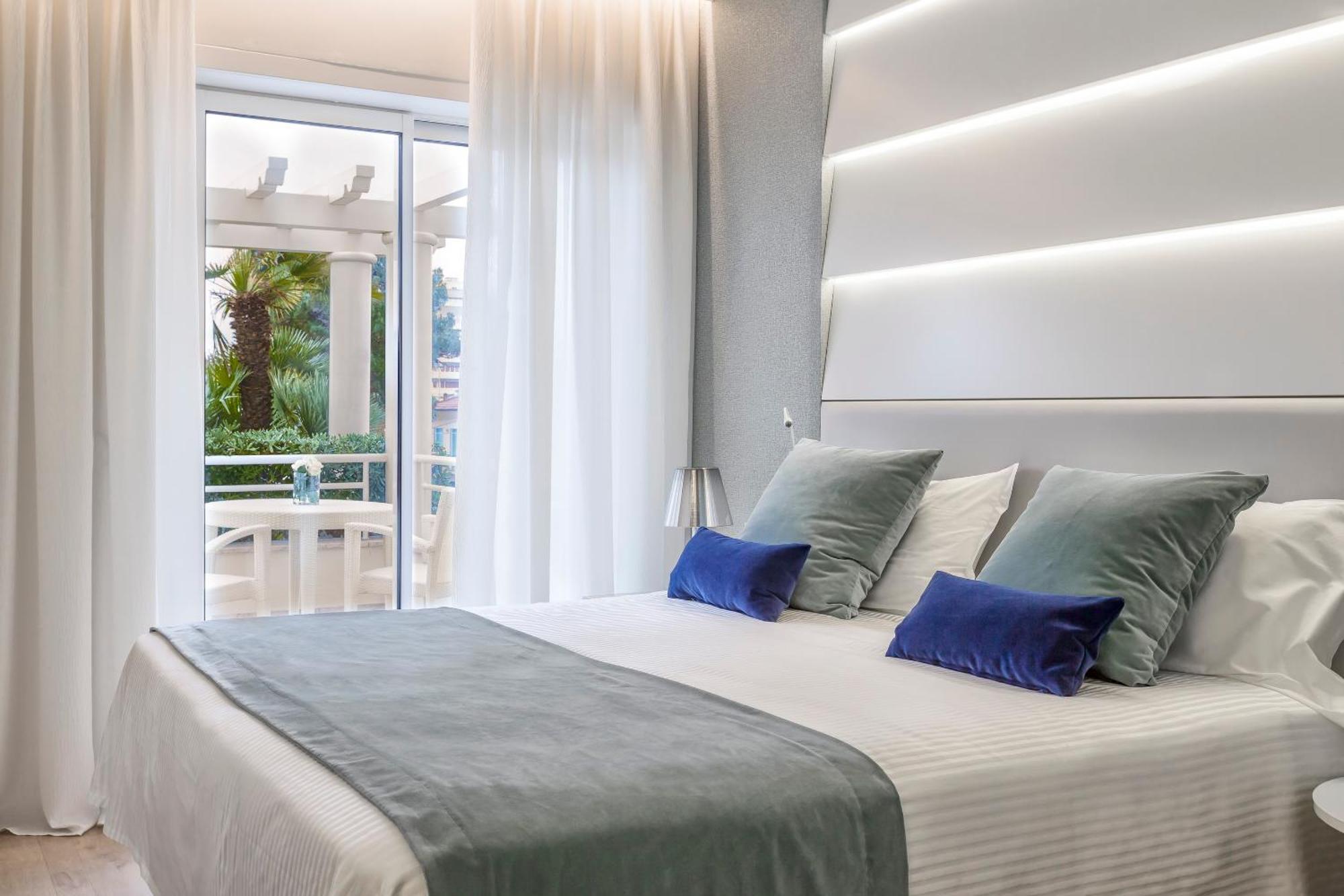 Atlantic Hotel & Spa Riccione Esterno foto