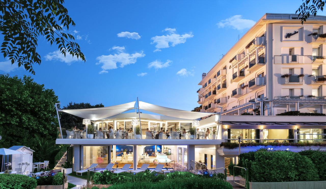 Atlantic Hotel & Spa Riccione Esterno foto