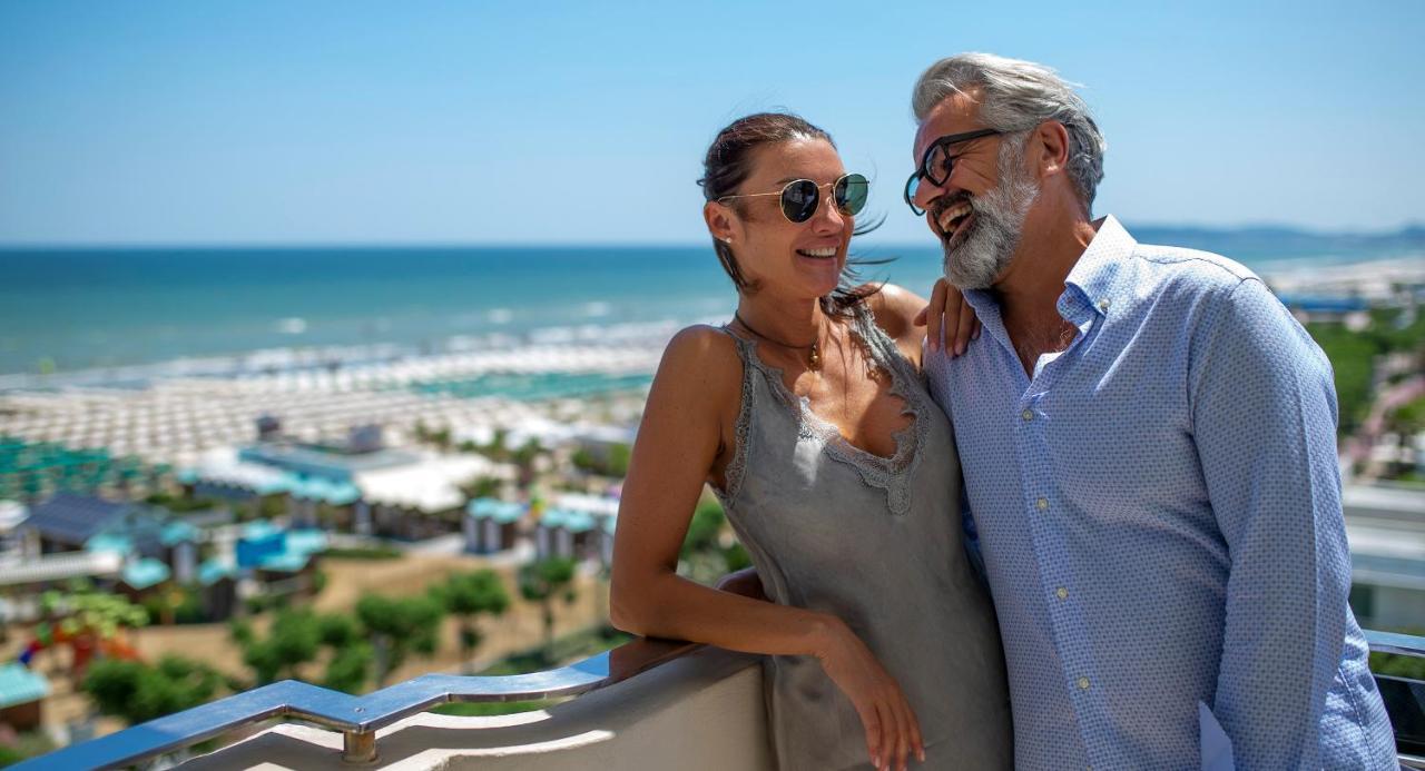 Atlantic Hotel & Spa Riccione Esterno foto